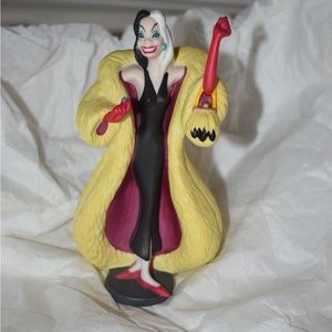 Cruella Deville figurine